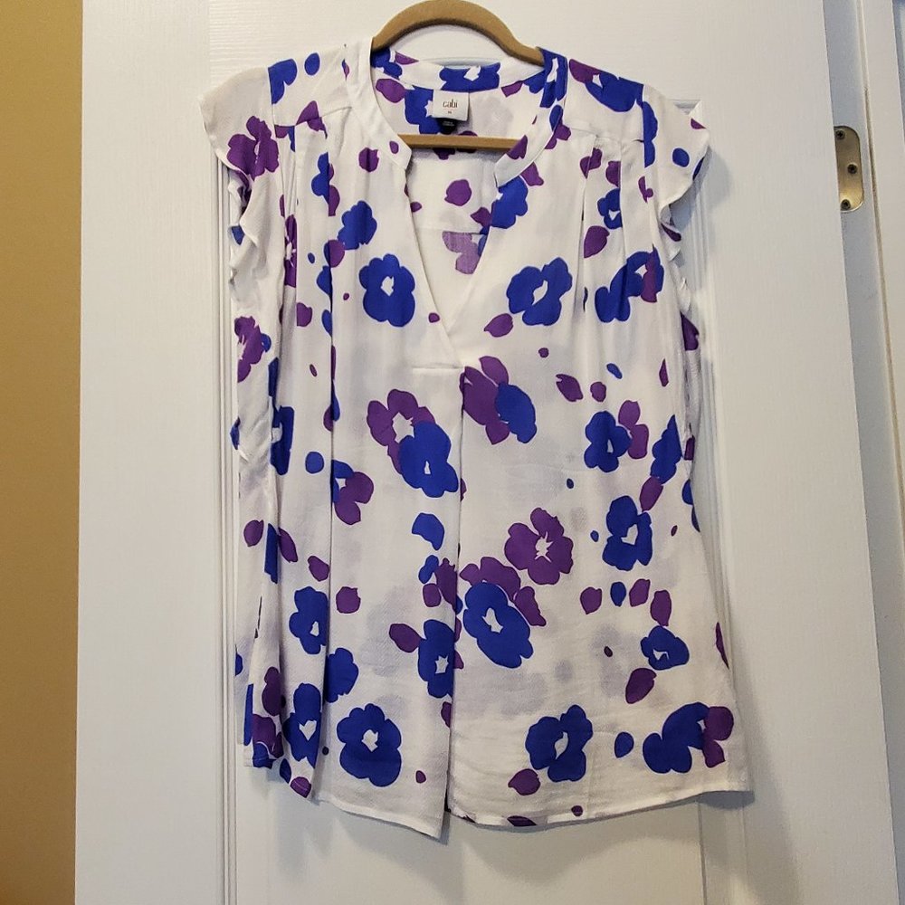 CABI The Maverick Violet Top Floating Flowers Artsy Abstract Style 5896 Medium